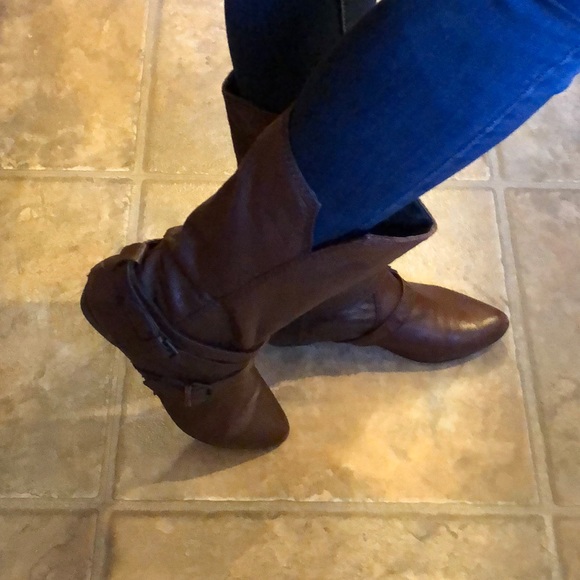 Brown Boots - Picture 3 of 5